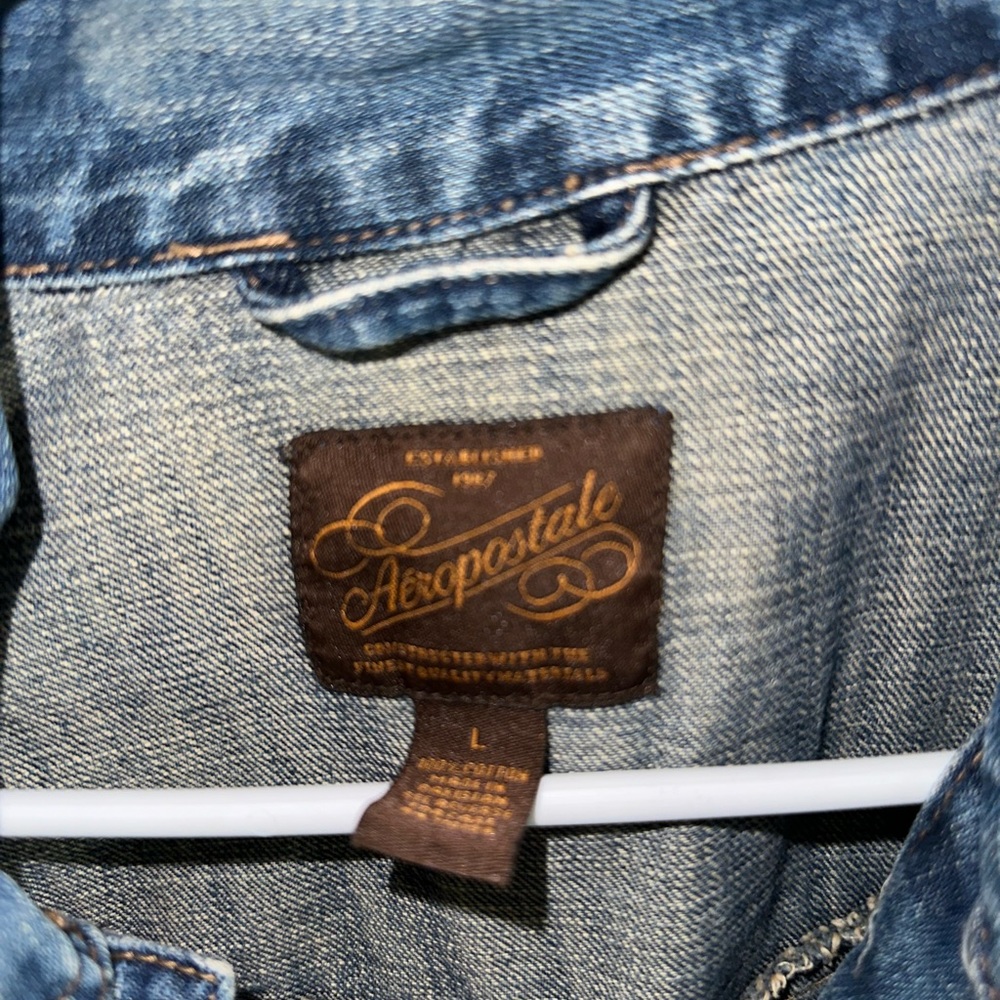 Jean jacket - Picture 2 of 4